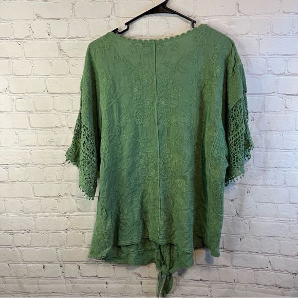 LANE BRYANT Green Embroidered Top Size 14/16 Cotton Short Sleeve Tie Front Boho - Picture 3 of 10